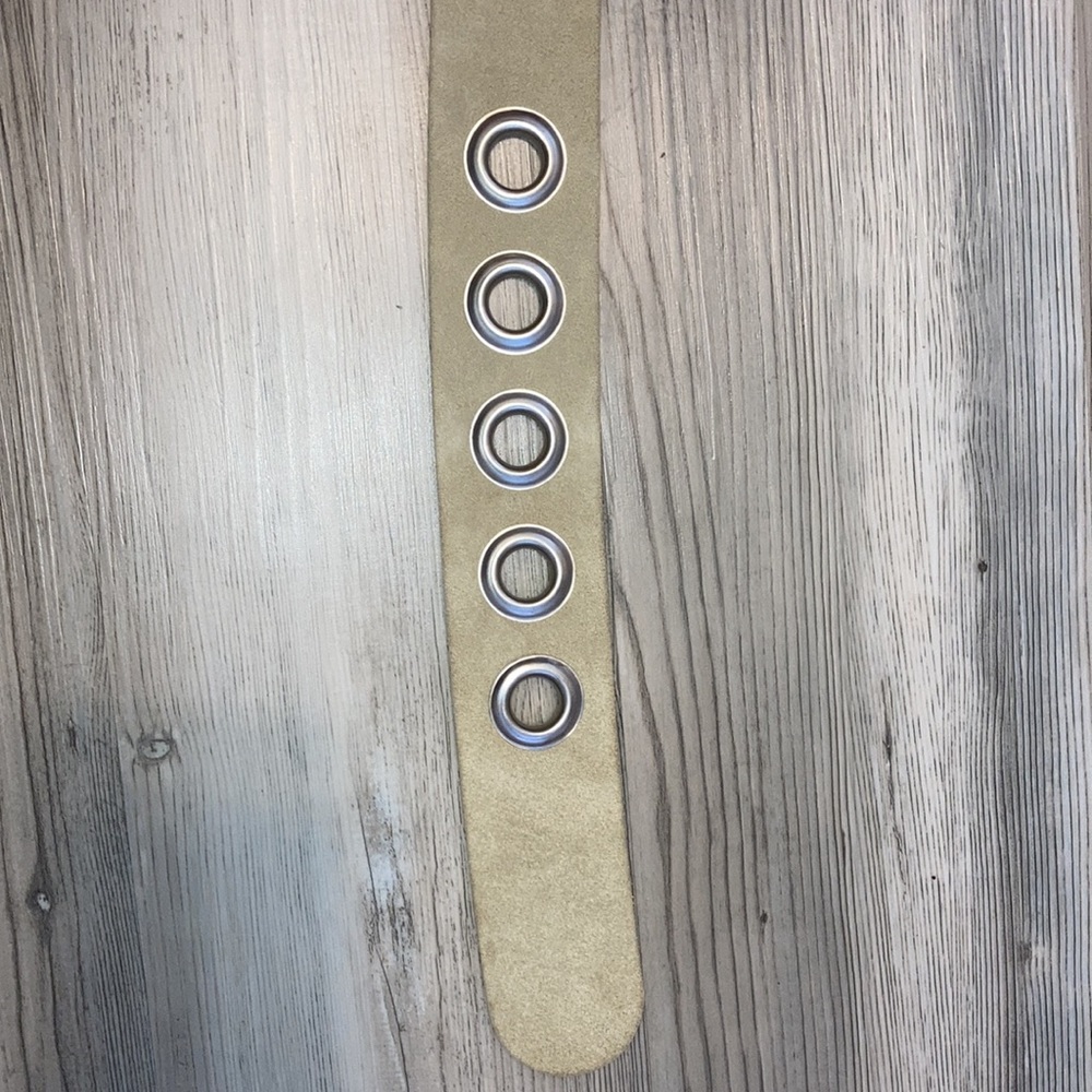 Belt - Picture 2 of 3